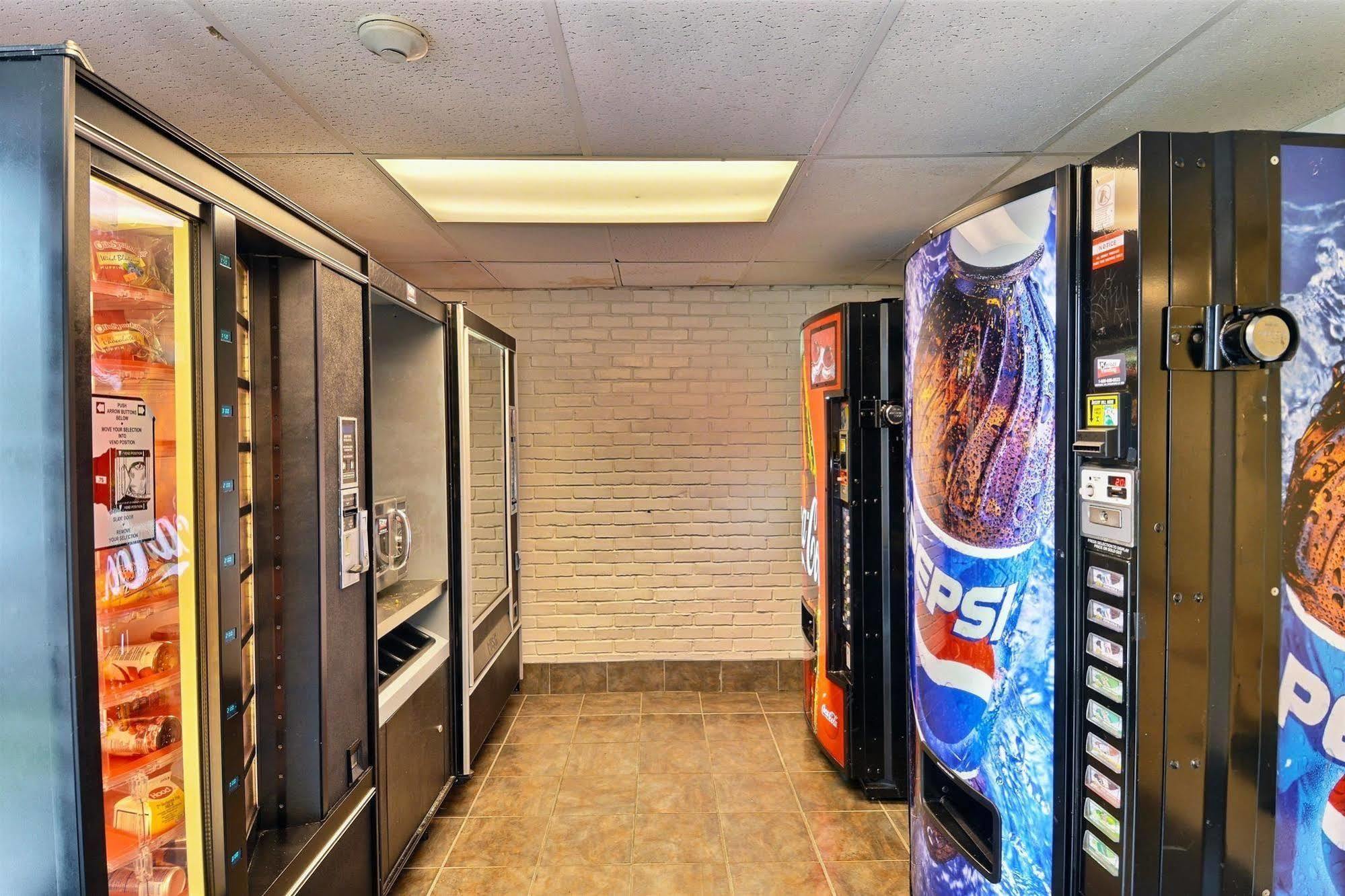 Motel 6-Danvers, Ma - Boston North Экстерьер фото